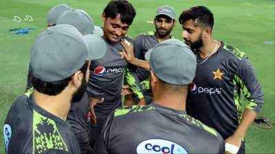 Pakistan Cricket : पाकिस्तानचे 17 दुर्देवी खेळाडू, काहींसाठी पहिलाच सामना शेवटचा! कोण आहेत ते?