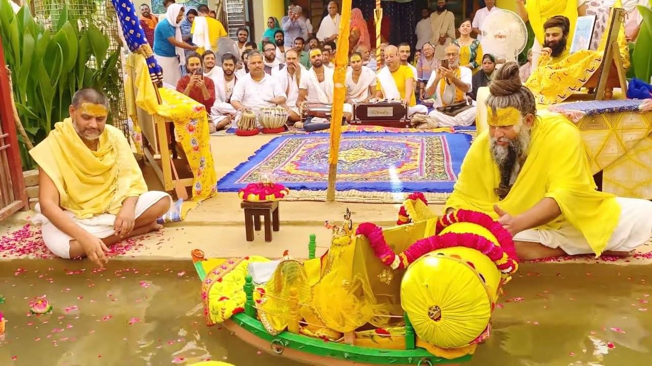 जर तुम्हाला वाटते की या जन्मात तुम्हाला देवाचे दर्शन होईल. तर ध्यास करा. तुम्हाला देव निश्चित भेटेल. 