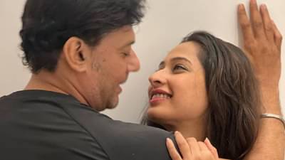 प्रिया मराठे आणि पती शंतनू मोघे यांच्या नात्याबद्दल सहकलाकाराने सांगितली महत्वाची गोष्ट, शूटिंगमध्ये अभिनेत्री कायमच...