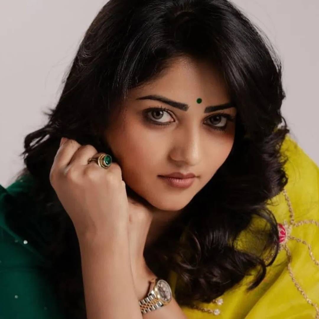 14 ऑगस्टला रजनीकांत यांचा कुली चित्रपट रिलीज झालाय. या चित्रपटाबद्दल लोकांमध्ये खूप उत्सुक्ता आहे. या चित्रपटात कन्नड अभिनेत्री रचिता राम सुद्धा आहे. कुली चित्रपटातून तिने कॉलिवुडमध्ये डेब्यु केला. 