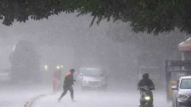 पुढील 24 तास संकटाची, पावसाचा हाहाकार, भारतीय हवामान विभागाचा मोठा इशारा