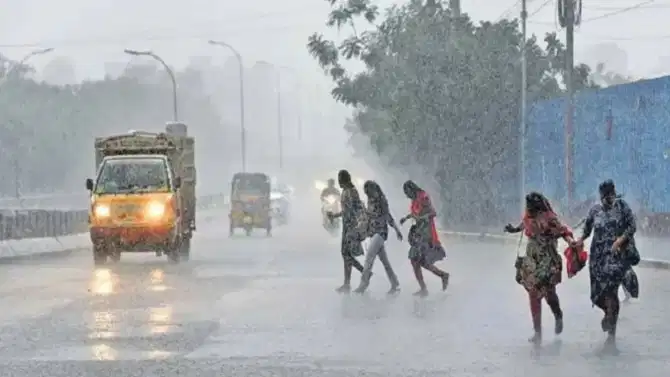 IMD Weather Update : पुढील 4 दिवस धोक्याचे; मुंबईपासून नागपूरपर्यंत सगळीकडे पावसाचा अलर्ट जारी