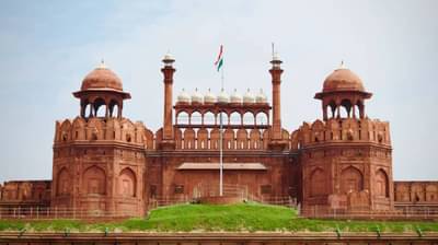 दोन्ही लाल किल्ले बांधण्यापूर्वी मुघल कुठे राहत होते? जाणून घ्या त्यांचा इतिहास!