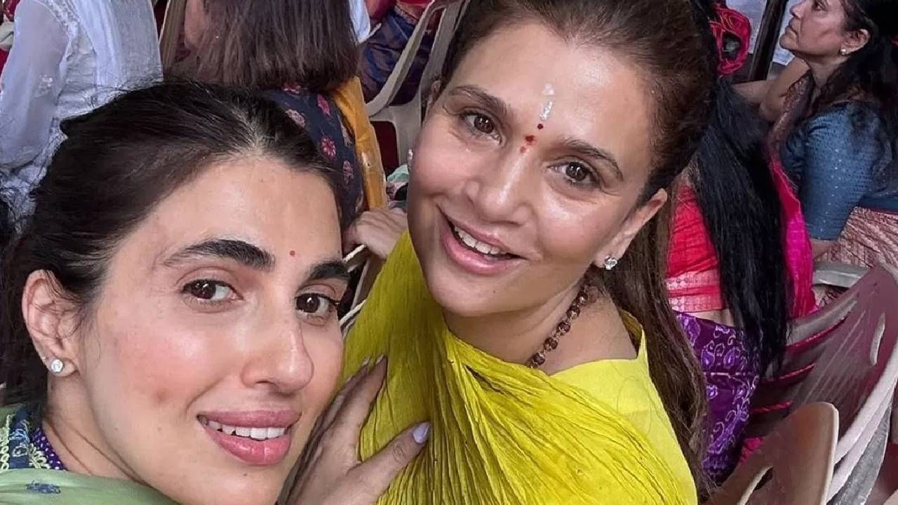 संजय दत्तने रिया पिल्लईशी साईबाबांच्या मंदिरात लग्न केलं होतं. परंतु विवाहित असताना तिचं नाव टेनिस स्टार लिएंडर पेसशी जोडलं गेलं होतं. त्यानंतर ती संजय दत्तशी विभक्त होऊन भारतीय खेळाडूसोबत लिव्ह-इन रिलेशनशिपमध्ये राहू लागली. रिया आणि लिएंडर यांना एक मुलगी आहे. 2005 मध्ये तिने मुलीला जन्म दिला. 
