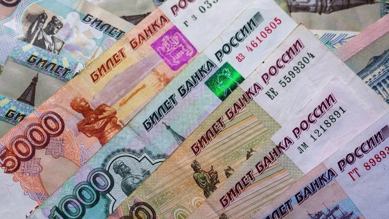 रशियाचे 10,000 रुबल भारतात किती रुपयांचे आहेत? जाणून घ्या