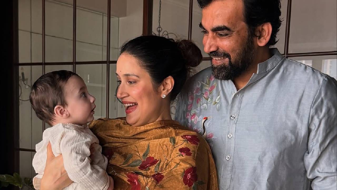 झहीर आणि सागरिका यांनी त्यांच्या मुलाचं नाव फतेहसिंह खान असं ठेवलंय. आतापर्यंत त्यांनी फोटोंमध्ये मुलाचा चेहरा दाखवला नव्हता. आता पहिल्यांदाच त्यांनी मुलाचा चेहरा चाहत्यांना दाखवला आहे.