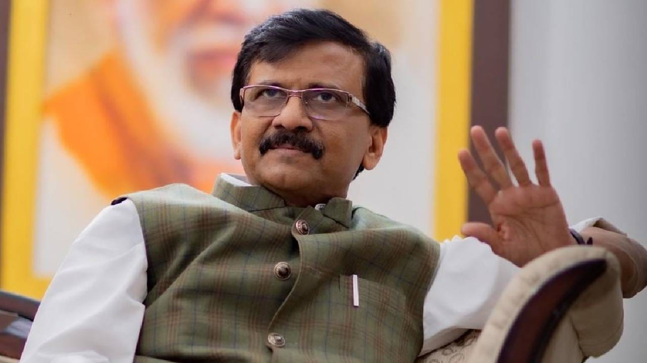 क्रिकेटच्या सामन्यातून भारतीय जनता पक्षाचे राष्ट्रभक्तीचे ढोंग उघड, हिंमत असेल तर देशात किंवा...संजय राऊतांची जोरदार टीका क्रिकेटच्या सामन्यातून भारतीय जनता पक्षाचे राष्ट्रभक्तीचे ढोंग उघड, हिंमत असेल तर देशात किंवा...संजय राऊतांची जोरदार टीका