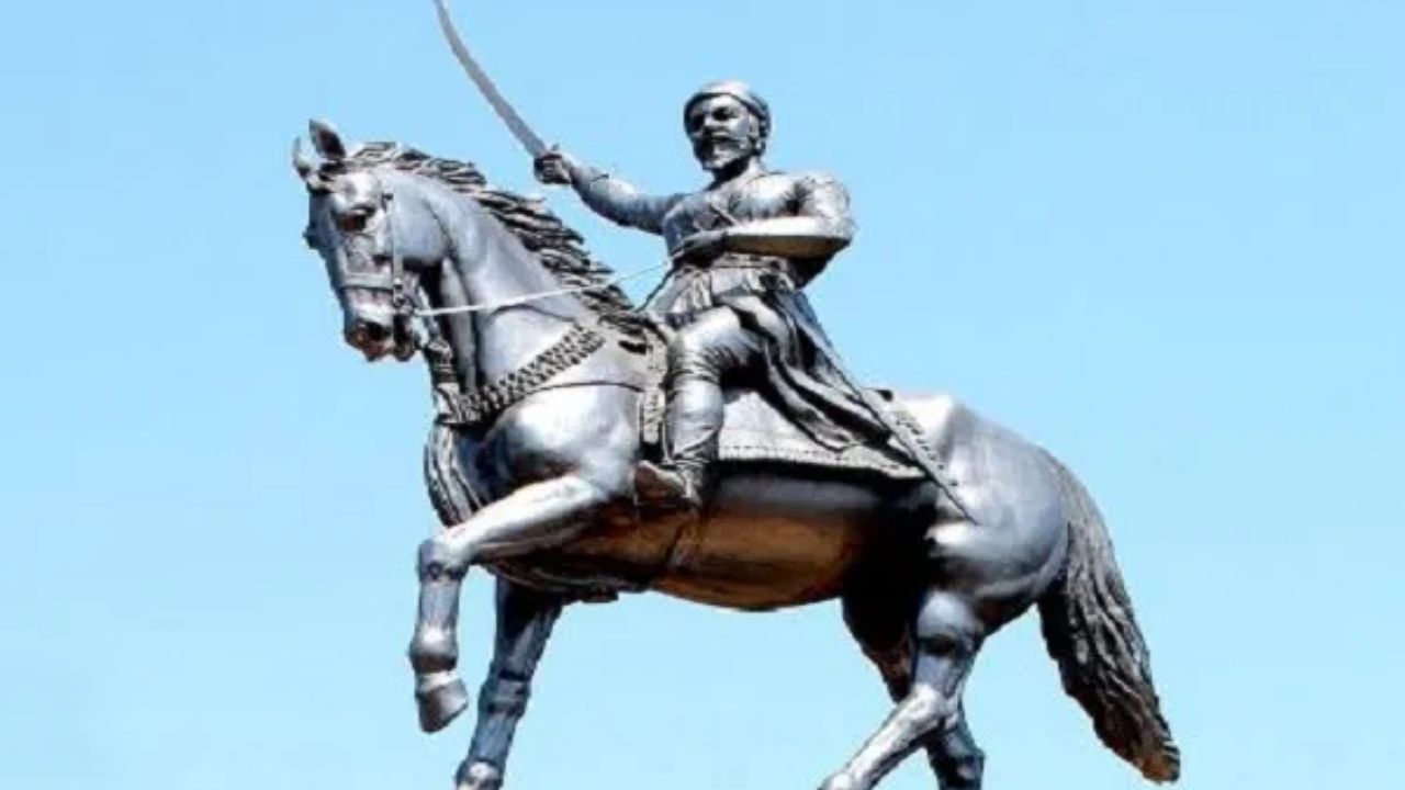 छत्रपती शिवाजी महाराजांचा जन्म 19 फेब्रुवारी 1630 रोजी शिवनेरी किल्ल्यावर झाला. त्यांच्या वहिलांचे नाव शहाजीराजे भोसले आणि आईचे नाव जिजाऊ होते.