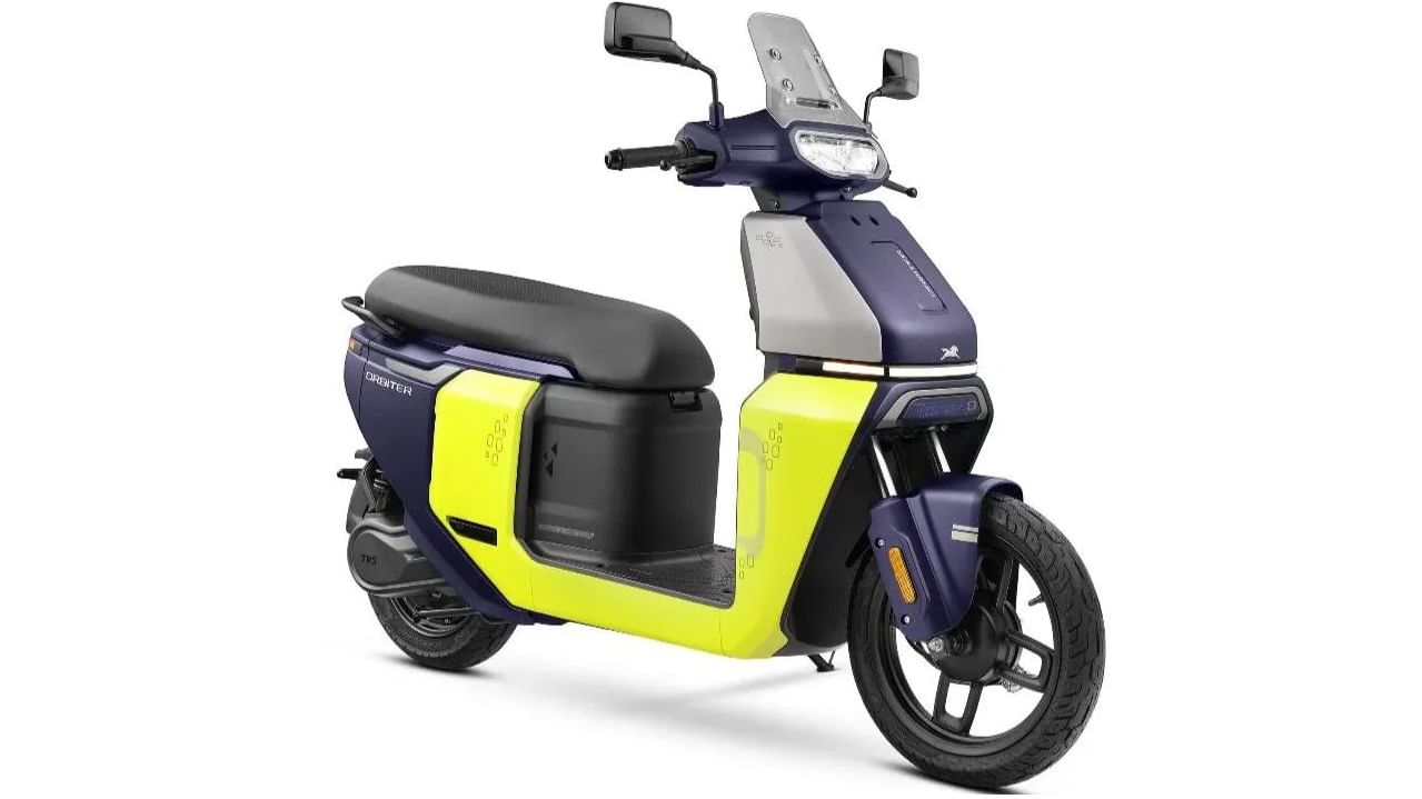 टीव्हीएसची सर्वात स्वस्त इलेक्ट्रीक स्कूटर लाँच, सॉलिड रेंज आणि डिझाईन, ओला-एथरला टक्कर टीव्हीएसची सर्वात स्वस्त इलेक्ट्रीक स्कूटर लाँच, सॉलिड रेंज आणि डिझाईन, ओला-एथरला टक्कर