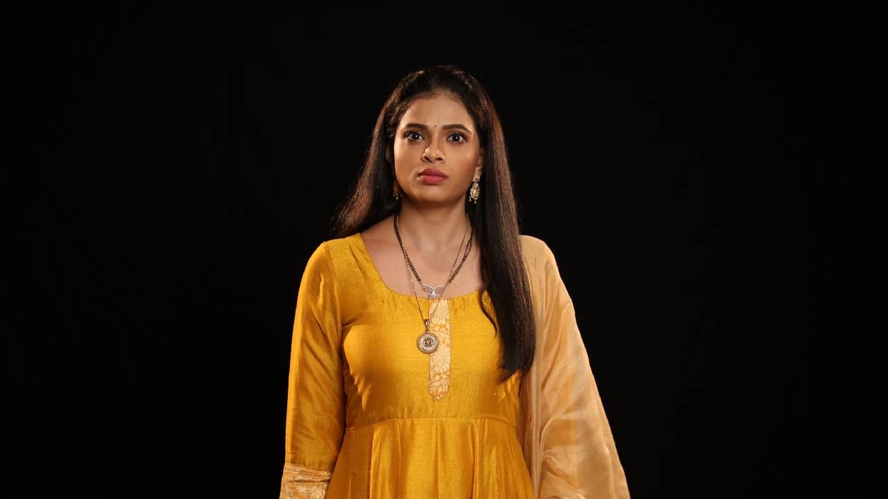 "मला प्रेक्षकांना सांगायला आवडेल की मालिकेचा शेवट होत नाहीये. याउलट कथानक अतिशय रंजक वळण घेणार आहे. अजून बरेचसे खुलासे बाकी आहेत," असं अमितने स्पष्ट केलंय.