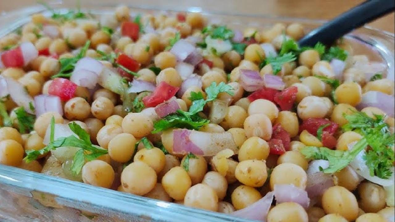 या वाटाण्याने रोगप्रतिकारक शक्ती वाढण्यासही मदत होते. पांढरे वाटाणे रक्तातील साखर कमी करण्यासही मदत करतात. यामुळे मधुमेहापासून दूर राहण्यास मदत होते.