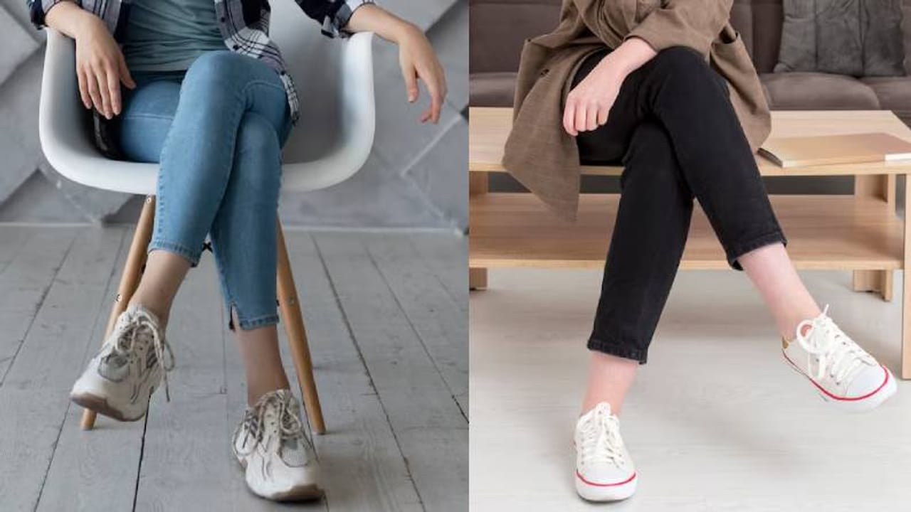 तुम्ही अनेकांना एक पाय दुसऱ्या पायावर क्रॉस करून बसताना पाहिले असेल. ही सवय महिलांमध्ये आणि पुरुषांमध्येही सामान्य आहे. मग ते ऑफिस असो, घर असो, किंवा पार्टी, फंक्शन असो, बऱ्याच महिला पायावर पाय ठेवून बसतात. बहुतेकांना ही एक सवय वाटते, पण या छोट्या हावभावातून व्यक्तीचे व्यक्तिमत्त्व, मूड आणि समोरच्या व्यक्तीबद्दलची आवड याबद्दल बरेच काही कळते.