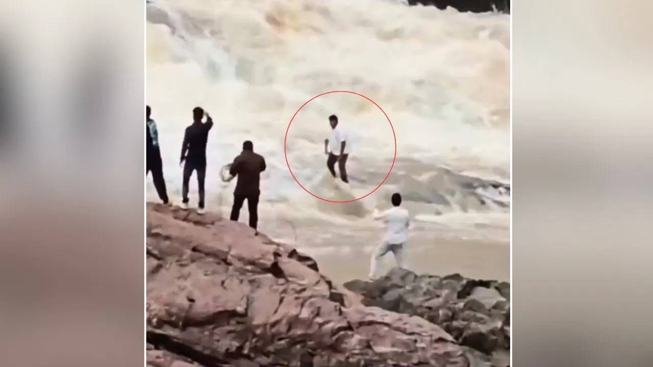 रीलचा नाद बेक्कार ! 22 वर्षांच्या YouTuber सोबत जे झालं ती वेळ तुमच्यावरही येऊ शकते.. रीलचा नाद बेक्कार ! 22 वर्षांच्या YouTuber सोबत जे झालं ती वेळ तुमच्यावरही येऊ शकते..