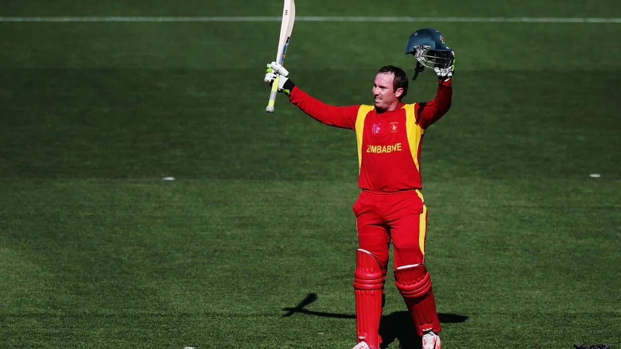 झिंबाब्वेच्या विकेटकीपरची ऐतिहासिक कामगिरी, आता सचिन-जयसूर्याच्या रेकॉर्डवर डोळा झिंबाब्वेच्या विकेटकीपरची ऐतिहासिक कामगिरी, आता सचिन-जयसूर्याच्या रेकॉर्डवर डोळा