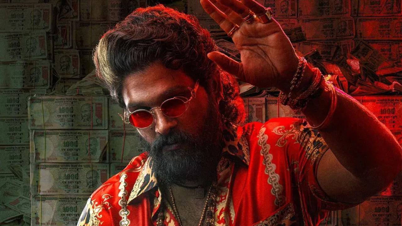 अल्लू अर्जुन: तेलुगू चित्रपटसृष्टीतील सुपरस्टार अल्लू अर्जुन सध्या भारतातील सर्वात महागडा अभिनेता आहे. 'पुष्पा' चित्रपटातून संपूर्ण भारतात स्टार बनलेल्या अल्लूने या चित्रपटाच्या सिक्वेलने बॉक्स ऑफिसवर धुमाकूळ घातला. त्याने सर्वाधिक कमाई करून हिंदी बॉक्स ऑफिस कलेक्शनमध्ये अव्वल स्थान पटकावले. रिपोर्टनुसार, त्याने 300 कोटी रुपये फी घेतली होती.