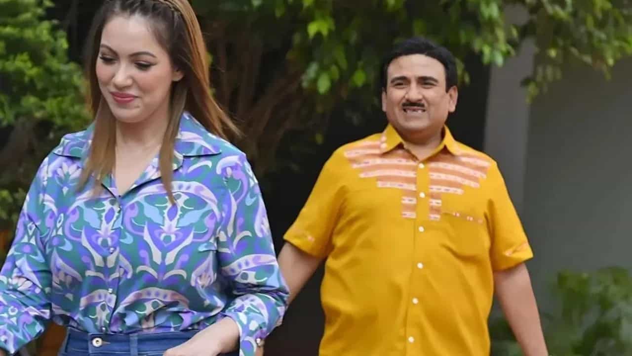 'तारक मेहता का उल्टा चष्मा' मालिकेतील जेठालाल म्हणजे दिलीप जोशी लवकरच मालिकेचा निरोप घेणार अशी चर्चा रंगली होती. यावर आता जेठालाल यांनी स्पष्टीकरण दिलं आहे.