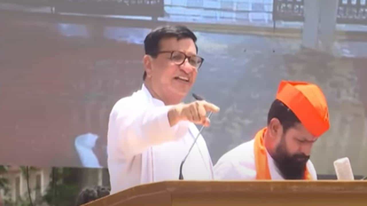 Balasaheb Thorat : किर्तनकार भंडारेंची धमकी अन् संगमनेरमध्ये थोरातांचं 'लाव रे तो व्हिडीओ', काय खरं काय खोटं? सगळंच दाखवलं