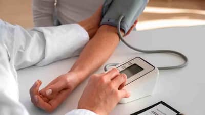 उच्च रक्तदाबाच्या समस्या दूर करण्यासाठी तज्ज्ञांनी सांगितल्या काही जपानी टिप्स....