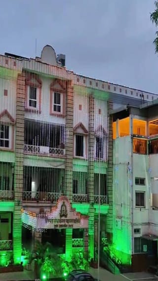 संभाजीनगरातील ‘मनपा’ इमारत स्वतंत्र दिनानिमित्त ‘तिरंगा’मय