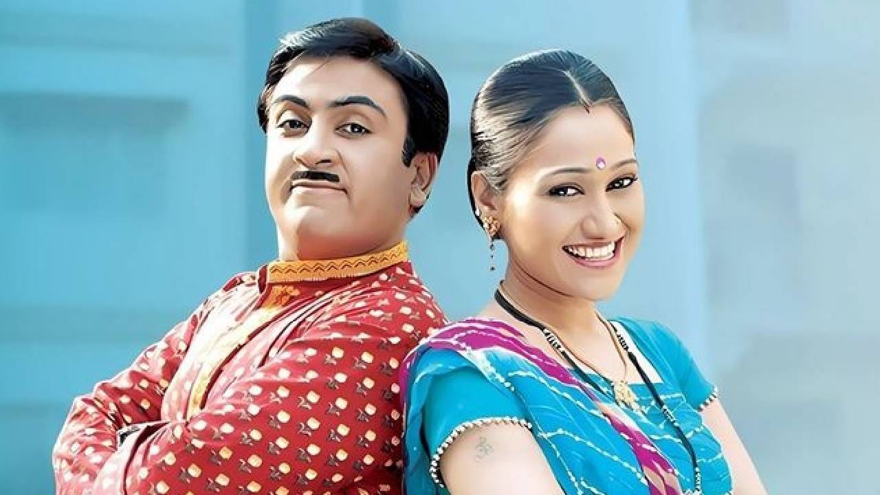 'तारक मेहता का उल्टा चष्मा' या मालिकेत दयाबेनची भूमिका साकारून घराघरात पोहोचलेली अभिनेत्री दिशा वकानी गेल्या काही वर्षांपासून अभिनयापासून दूर आहे. 2017 मध्ये तिने बाळंतपणासाठी ब्रेक घेतला होता, परंतु त्यानंतर ती मालिकेत परतलीच नाही. 
