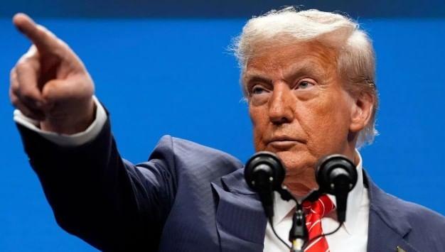 पहिल्या प्लॅनअंत र्गत व्हेनेझुएला सरकारने अमेरिकेचा विरोध करणाऱ्या अन्य देशांशी संपर्क करण्यास सुरुवात केली आहे. या देशाने चीनकडूनही सहकार्याची मागणी केली आहे. विशेष म्हणजे चीननेही अमेरिकेवर टीका करून एका प्रकारे व्हेनेझुएला या देशाला समर्थनच दिले आहे. 