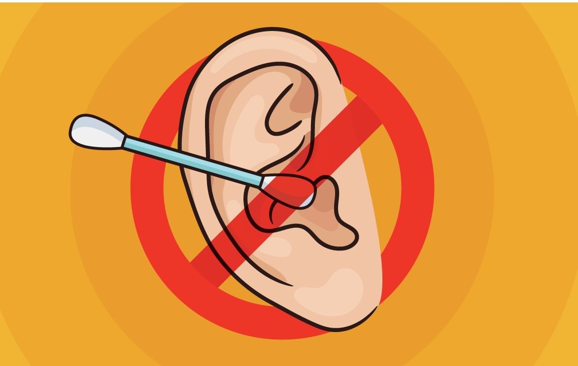 कान साफ करण्यासाठी कॉटन बड्स सोडा, 'हे' सोपे उपाय करून पाहा