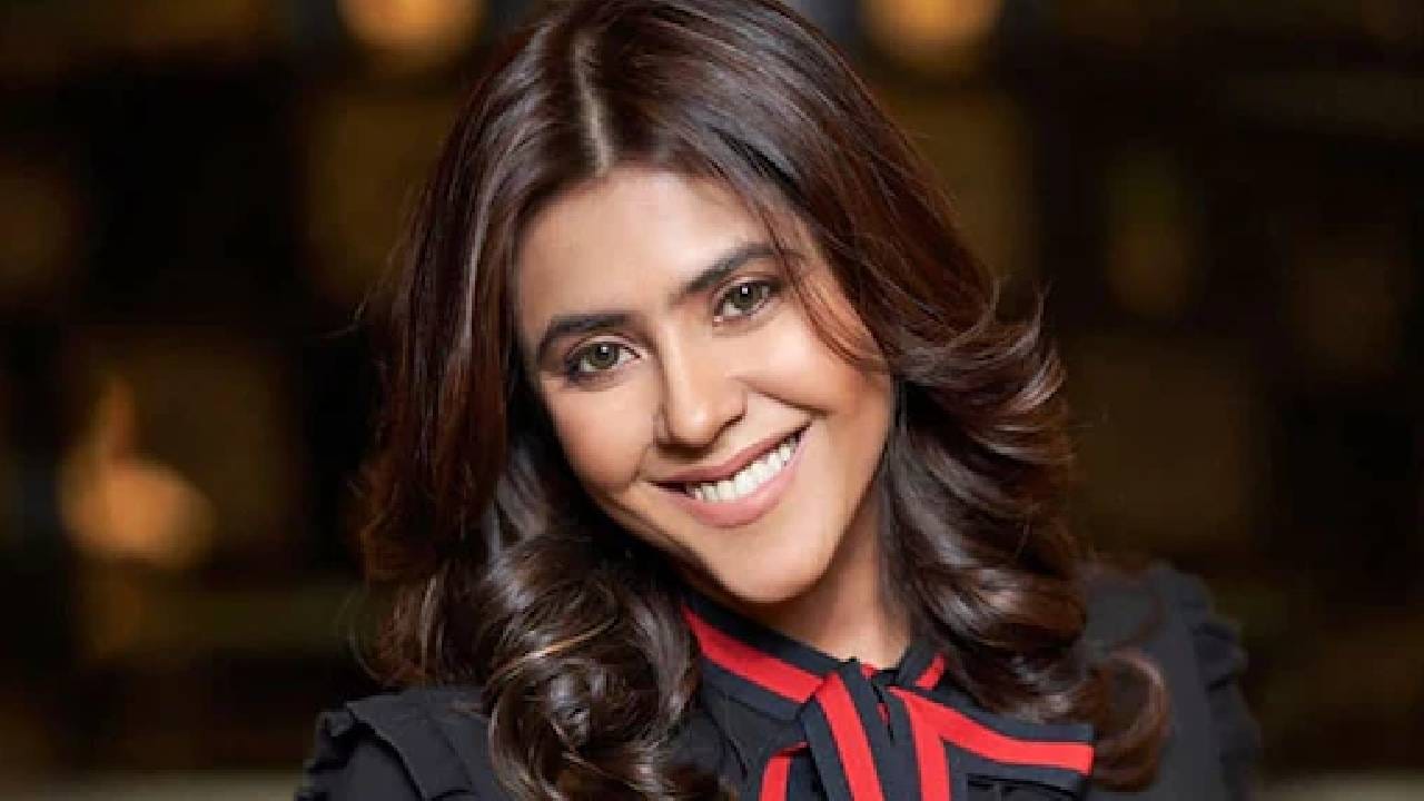 एकता कपूर - तिचा धाकटा भाऊ तुषार कपूर प्रमाणे, एकता कपूरलाही तिच्या आयुष्यात कधीही जीवनसाथीची कमतरता जाणवली नाही. 50 वर्षीय एकता आनंदाने अविवाहित आहे आणि आता ती सरोगसीद्वारे एका मुलाची आई देखील झाली आहे.