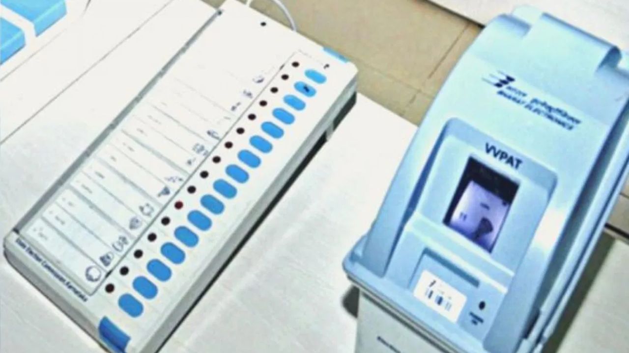 ईव्हीएम हॅक करण्याची गुजरातमधून आली होती ॲाफर, पवार गटाच्या बड्या नेत्याचा गौप्यस्फोट, थेट नाव घेतलं, किती कोटी मागितले? ईव्हीएम हॅक करण्याची गुजरातमधून आली होती ॲाफर, पवार गटाच्या बड्या नेत्याचा गौप्यस्फोट, थेट नाव घेतलं, किती कोटी मागितले?