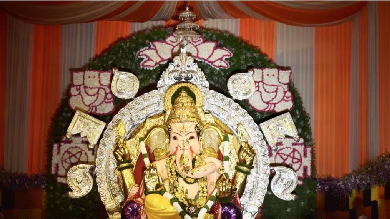 बाप्पाच नाही, पुजारी, स्वयंसेवक, स्वयंपाकी आणि सुरक्षा रक्षकांचाही विमा... भूकंपापासून ते... काय काय कव्हर? गणेश मंडळाचं अनोखं पाऊल