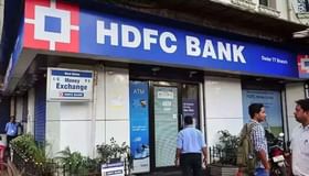 HDFC स्कीमची कमाल, 5000च्या SIPने 10 कोटी,1 लाखांच्या 3.6 कोटींचा फंड HDFC स्कीमची कमाल, 5000च्या SIPने 10 कोटी,1 लाखांच्या 3.6 कोटींचा फंड