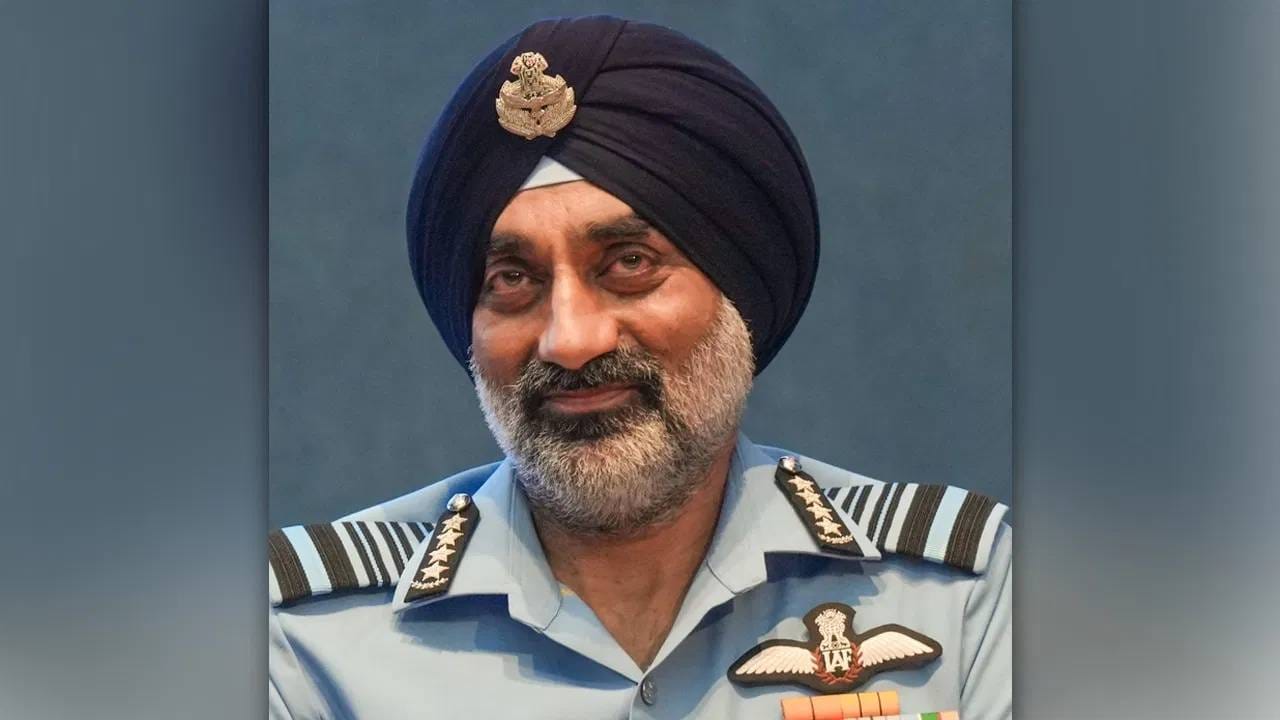 Operation Sindoor : पाकिस्तानचे किती फायटर जेट्स पाडले? इंडियन एअरफोर्स प्रमुखांनी पहिल्यांदाच सांगितला आकडा Operation Sindoor : पाकिस्तानचे किती फायटर जेट्स पाडले? इंडियन एअरफोर्स प्रमुखांनी पहिल्यांदाच सांगितला आकडा