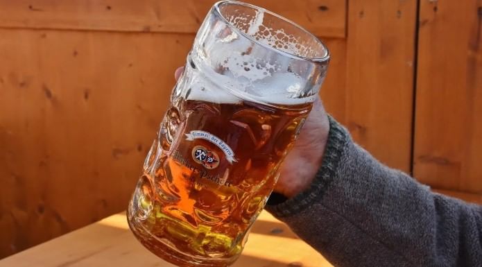 भारतीय ब्रँण्डची व्हिस्की जगभरात चर्चेचा विषय असते. भारताच्या व्हिस्की जगभरात आवडीने पिल्या जातात. विशेष म्हणजे गेल्या काही दिवसांत भारताच्याच इंद्री आणि अनेक सिंगल मॉल्ट्सला तर अनेक पुरस्कार मिळाले. 