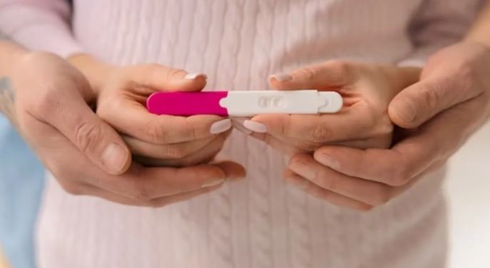 आजघडीला वैद्यकीय विज्ञान फार पुढे गेले आहे. त्यामुळे वंध्यत्त्वाच्या समस्येवर योग वेळी उपचार घेतले तर त्यावर मात करता येऊ शकते. डॉक्टरांशी नसंकोचपणे चर्चा केली पाहिजे तसेच त्यांच्या सल्ल्याचे पालन केले पाहिजे. असे केल्यास अनेक दाम्पत्याची मुल होण्याची समस्या दूर होऊ शकते.