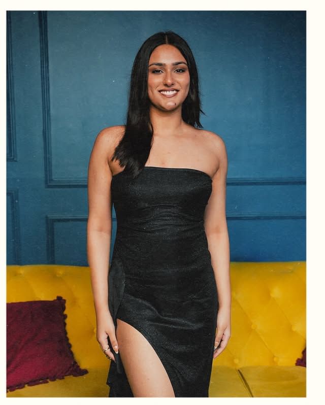 मात्र लॉकडाऊनच्या काळात तिने स्वत:वर खूप काम केले. आणि लॉकडाऊन संपल्यावर ती एक सुंदर मुलीच्या रुपात सर्वांसमोर आली. आज इन्स्ट्राग्राम तसेच इतर सोशल मीडियावर तिचे लाखोंनी चाहते आहेत. करिअरमध्ये ती एका नव्या उंचीवर आहे.  