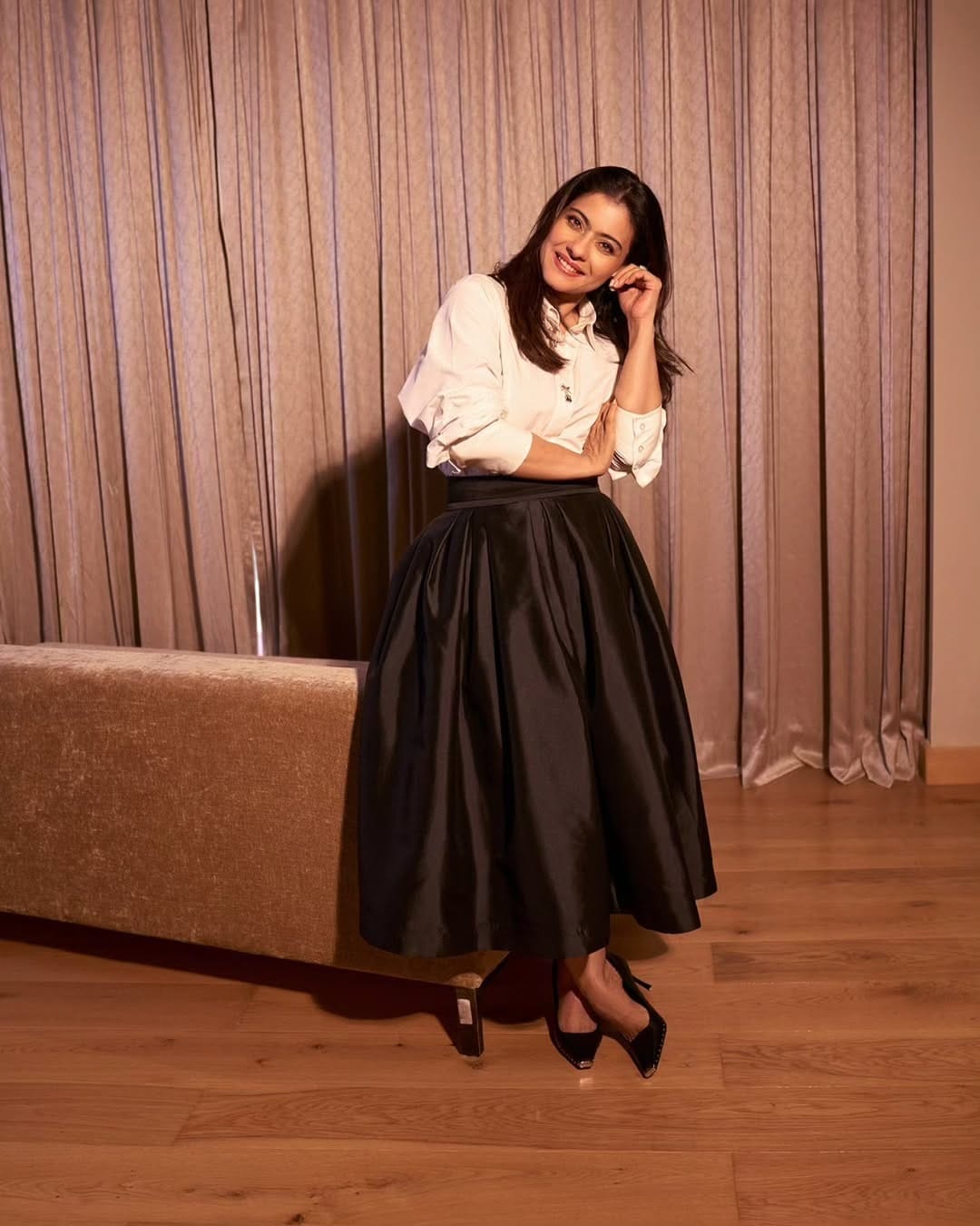 आजही अभिनेत्री तिच्या सिनेमांमुळे चर्चेत असते. पण आता अभिनेत्री सोशल मीडिया पोस्टमुळे चर्चेच आली आहे. काजोल सोशल मीडियावर देखील  कायम सक्रिय असते. 