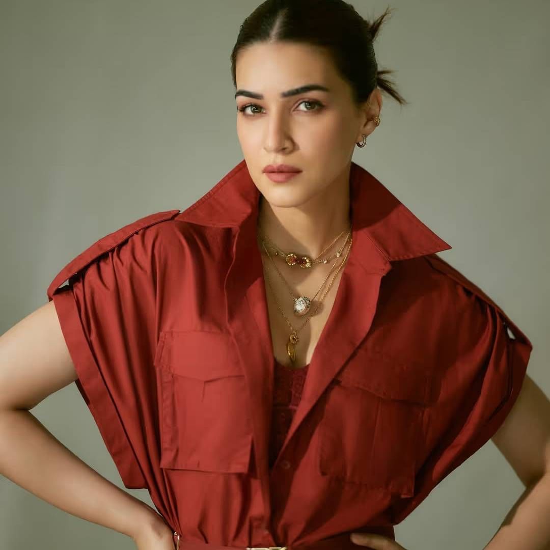 मागच्या दोन वर्षात कृतीच्या ब्रँडने 400 कोटीचा नफा कमावला आहे. CNBC-TV18 बरोबर कृती आपल्या ब्रँडबद्दल बोलली. 