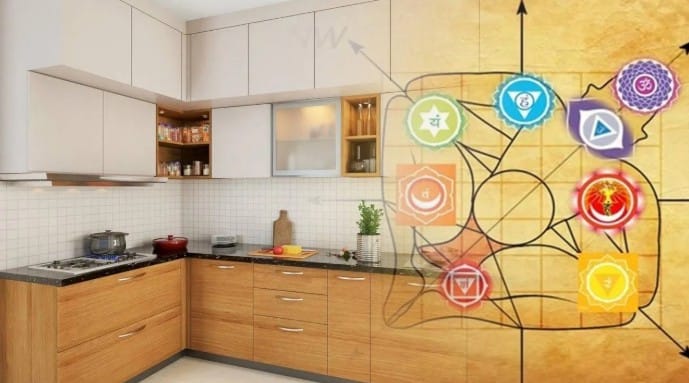 घर खरेदी करताना आपल्याकडे वास्तूशास्त्राचे नियम पाळले जातात. घरात देवघर कुठे असावं, बेडरूम कशी असावी यासाठी वास्तूशास्त्रात काही नियम सांगण्यात आलेले आहेत. हे नियम पाळले तर घरात शुख-शांती नांदते असे म्हटले जाते. 