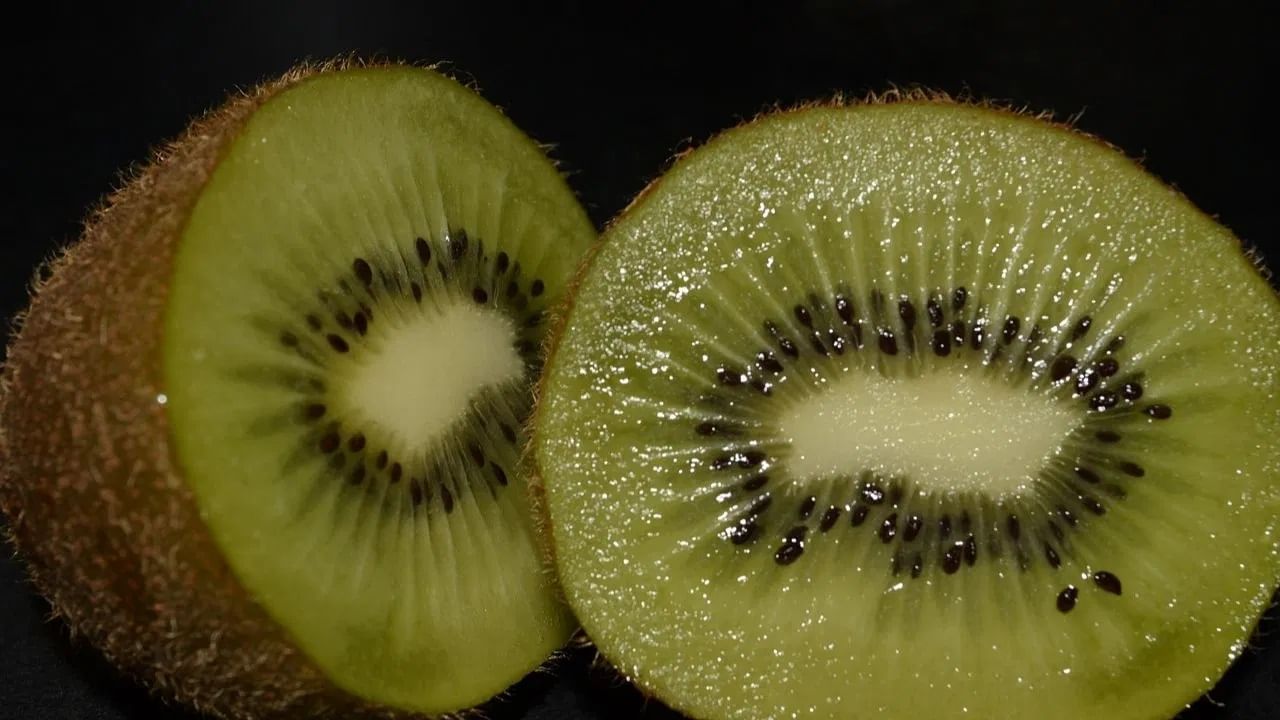  (टीप: या लेखात दिलेले मुद्दे प्राथमिक माहितीच्या आधारे तयार केले आहेत. आरोग्याशी संबंधित कोणताही निर्णय घेण्यापूर्वी अनुभवी डॉक्टर किंवा संबंधित क्षेत्रातील तज्ज्ञाचा सल्ला घेणे गरजेचे आहे.)