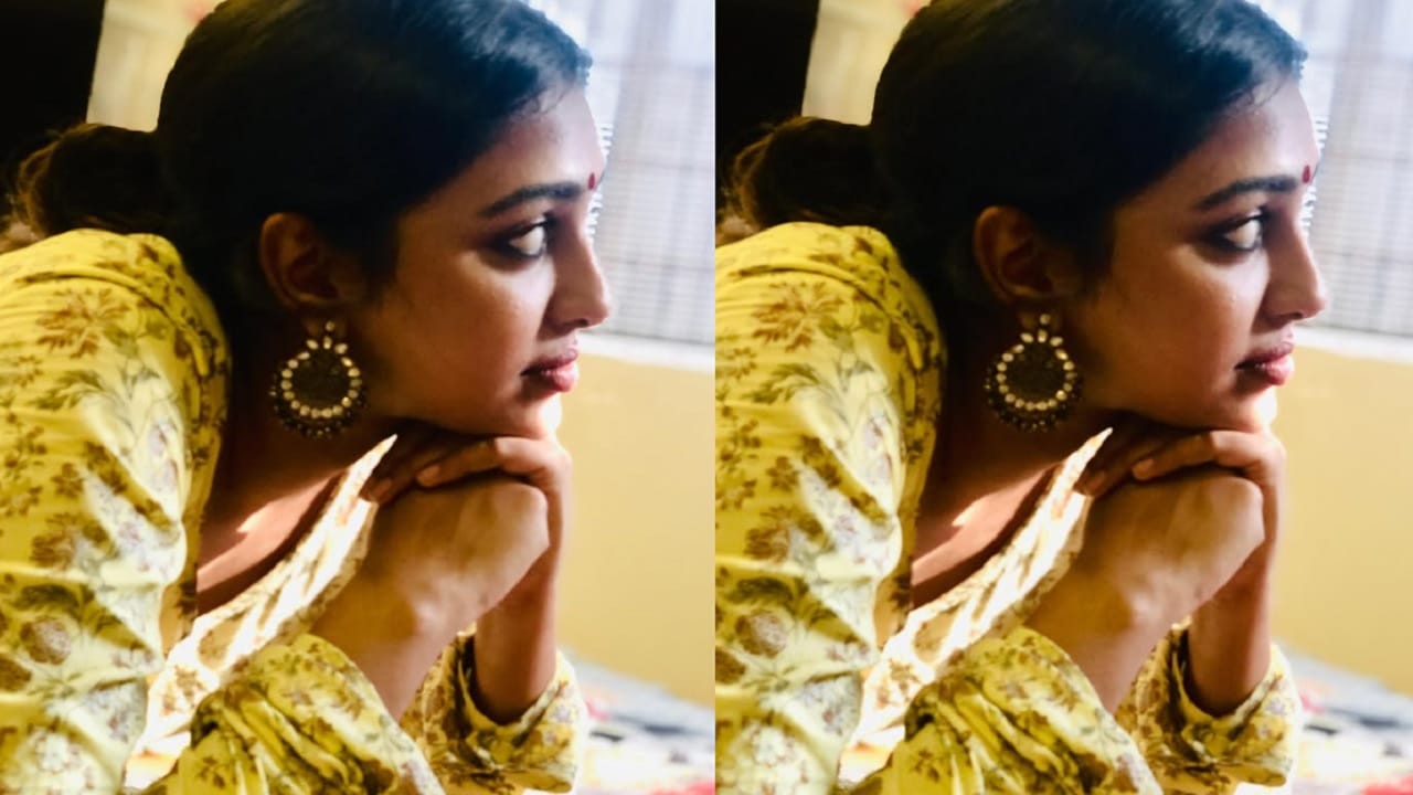 IT कर्मचारी अपहरण प्रकरण, प्रसिद्ध अभिनेत्रीवर FIR दाखल, नक्की काय आहे प्रकरण? IT कर्मचारी अपहरण प्रकरण, प्रसिद्ध अभिनेत्रीवर FIR दाखल, नक्की काय आहे प्रकरण?