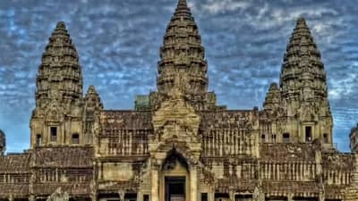 जगातील सर्वात मोठे हिंदू मंदिर; पण येथे एकही नाही हिंदू, कारण तरी काय?