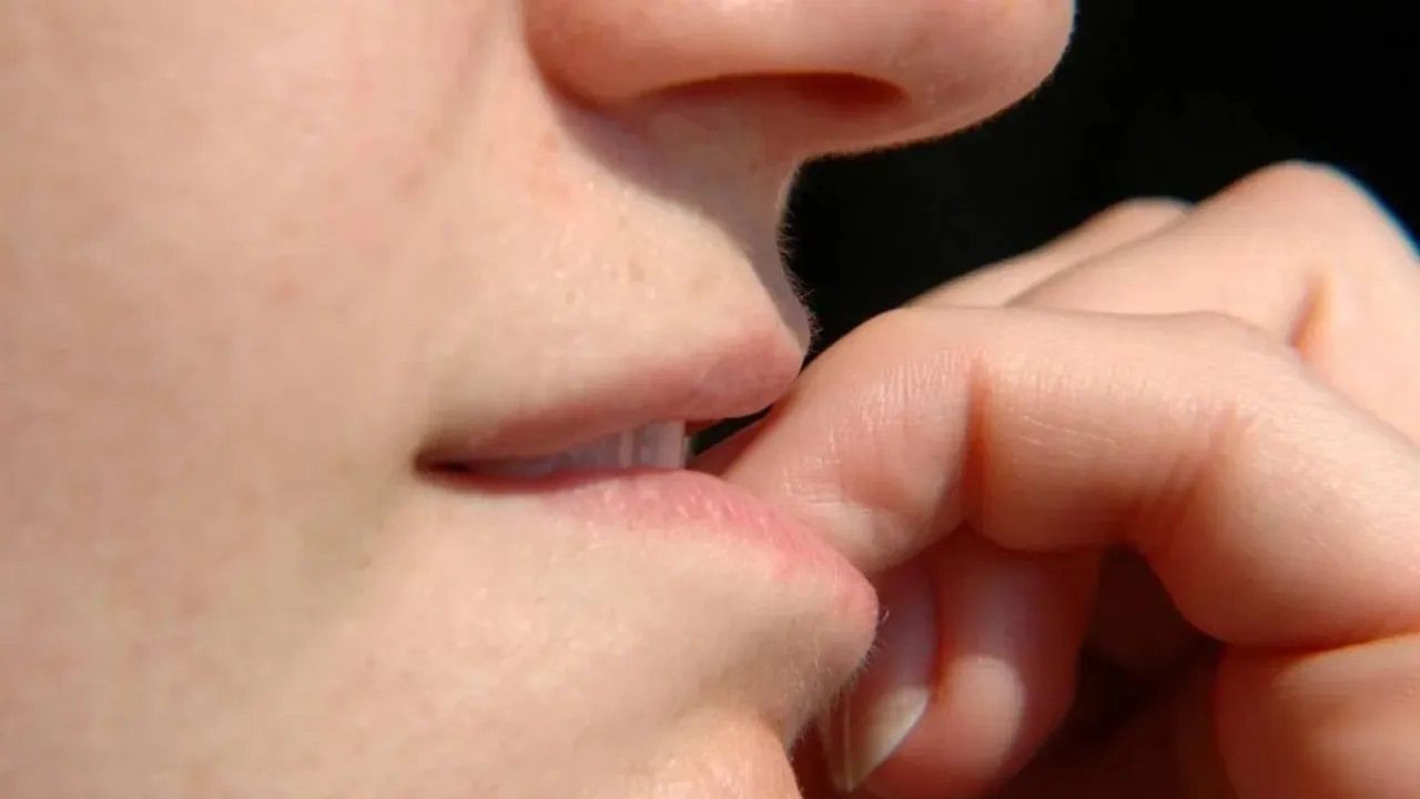 nail biting 6