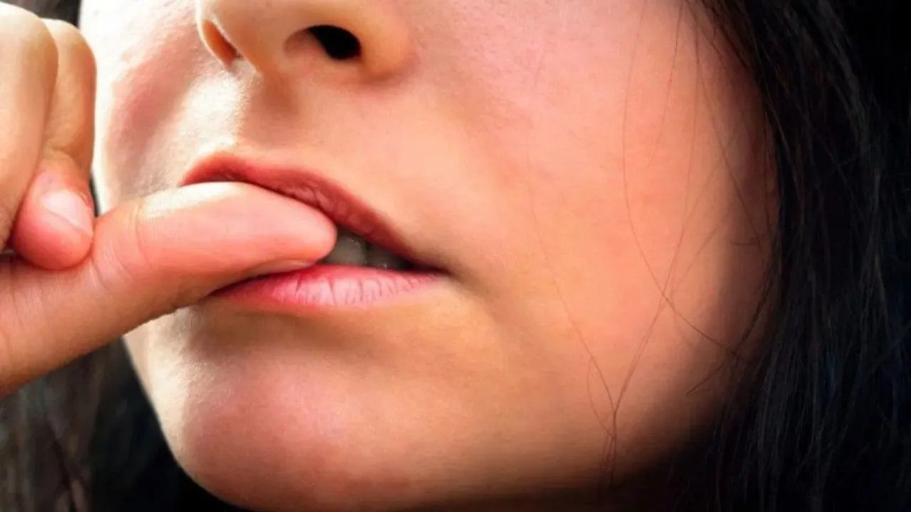 nail biting 8