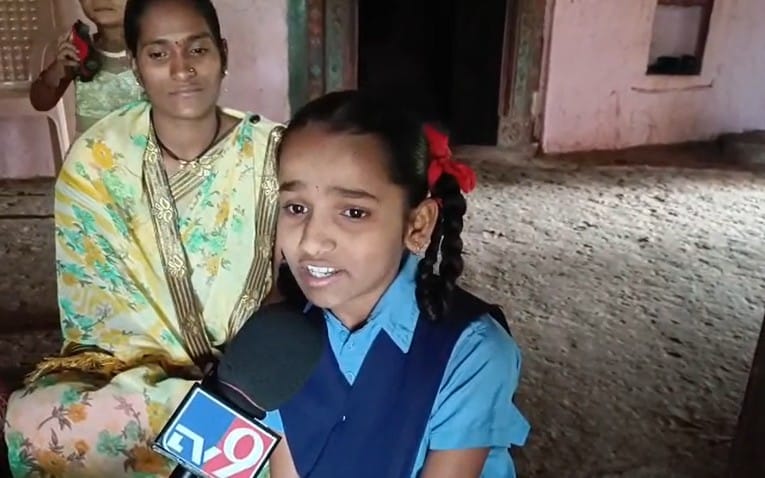 पुणे जिल्हा परिषदमार्फत राबवण्यात येणाऱ्या उपक्रमांतर्गत, जिल्हा परिषदेच्या शाळेत शिक्षण घेत असलेल्या २५ विद्यार्थ्यांना 'नासा'ला जाण्याची संधी मिळाली आहे.त्यामध्ये आदिती हिची निवड झाल्याने तिचे कौतूक होत आहे.