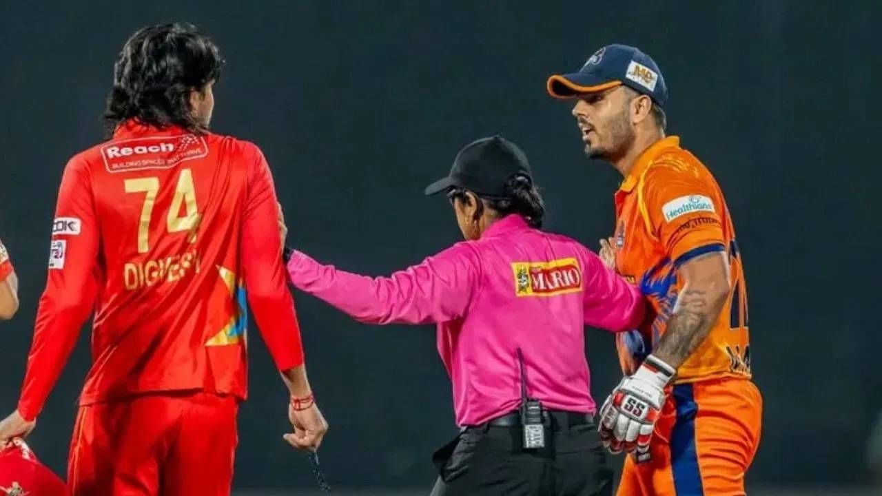 DPL 2025 : स्टार क्रिकेटर नितीश राणाचा राडा, मैदानात आली हाणामारीची स्थिती VIDEO DPL 2025 : स्टार क्रिकेटर नितीश राणाचा राडा, मैदानात आली हाणामारीची स्थिती VIDEO