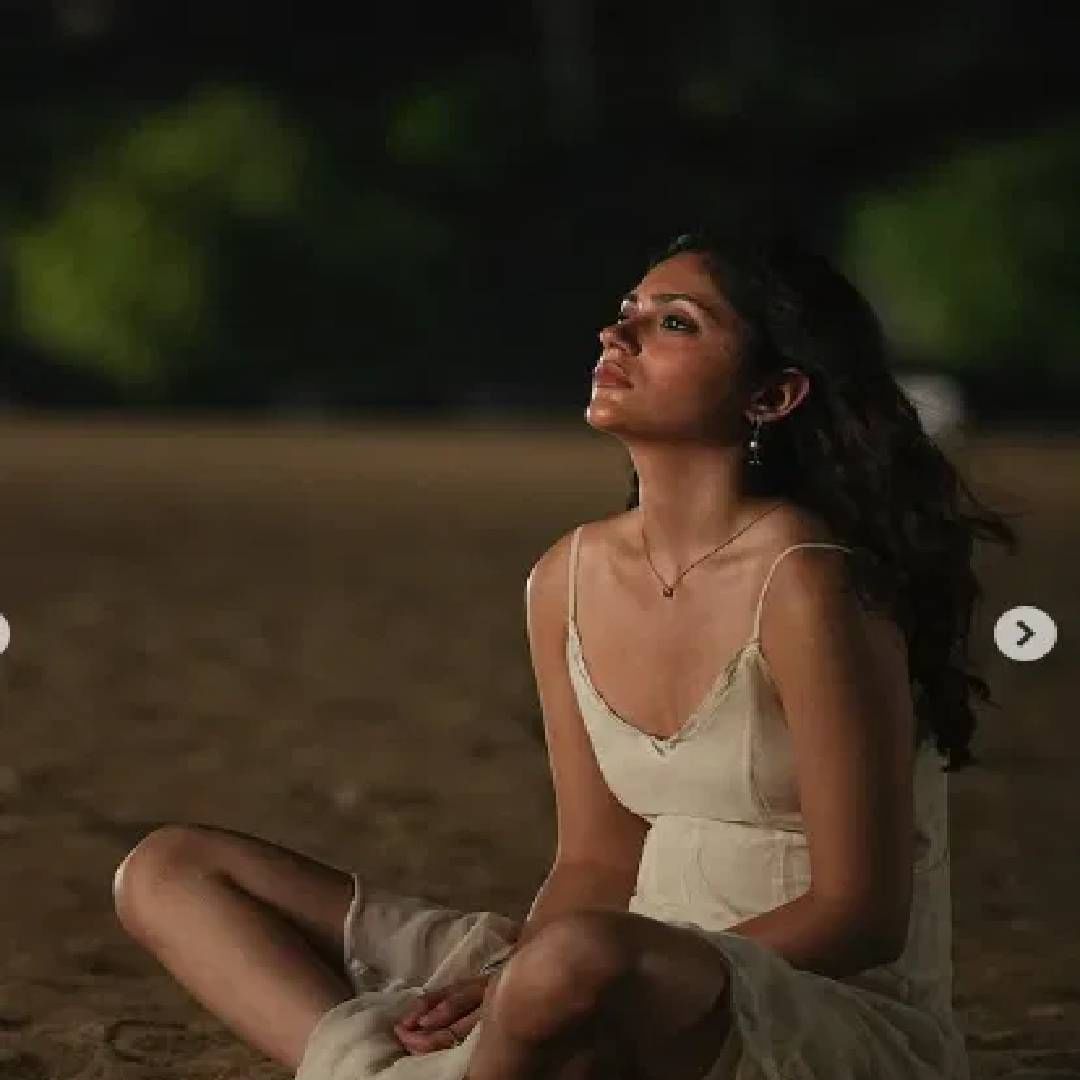 अहान पांडे आणि अनीत पड्डा स्टारार रोमँटिक म्यूजिककल ड्रामा सैयाराला प्रेक्षकांकडून भरपूर प्रतिसाद मिळतोय. या चित्रपटाने जगभरात 500 कोटीचा आकडा पार केला आहे. 