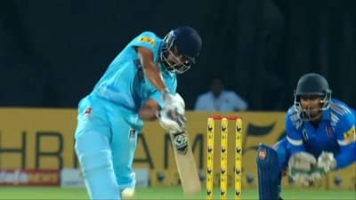 Arjun Tendulkar : पी. अर्जुन तेंडुलकरची तुफानी बॅटिंग, 258 च्या स्ट्राइक रेटने फटकेबाजी, फोर-सिक्सचा पाऊस