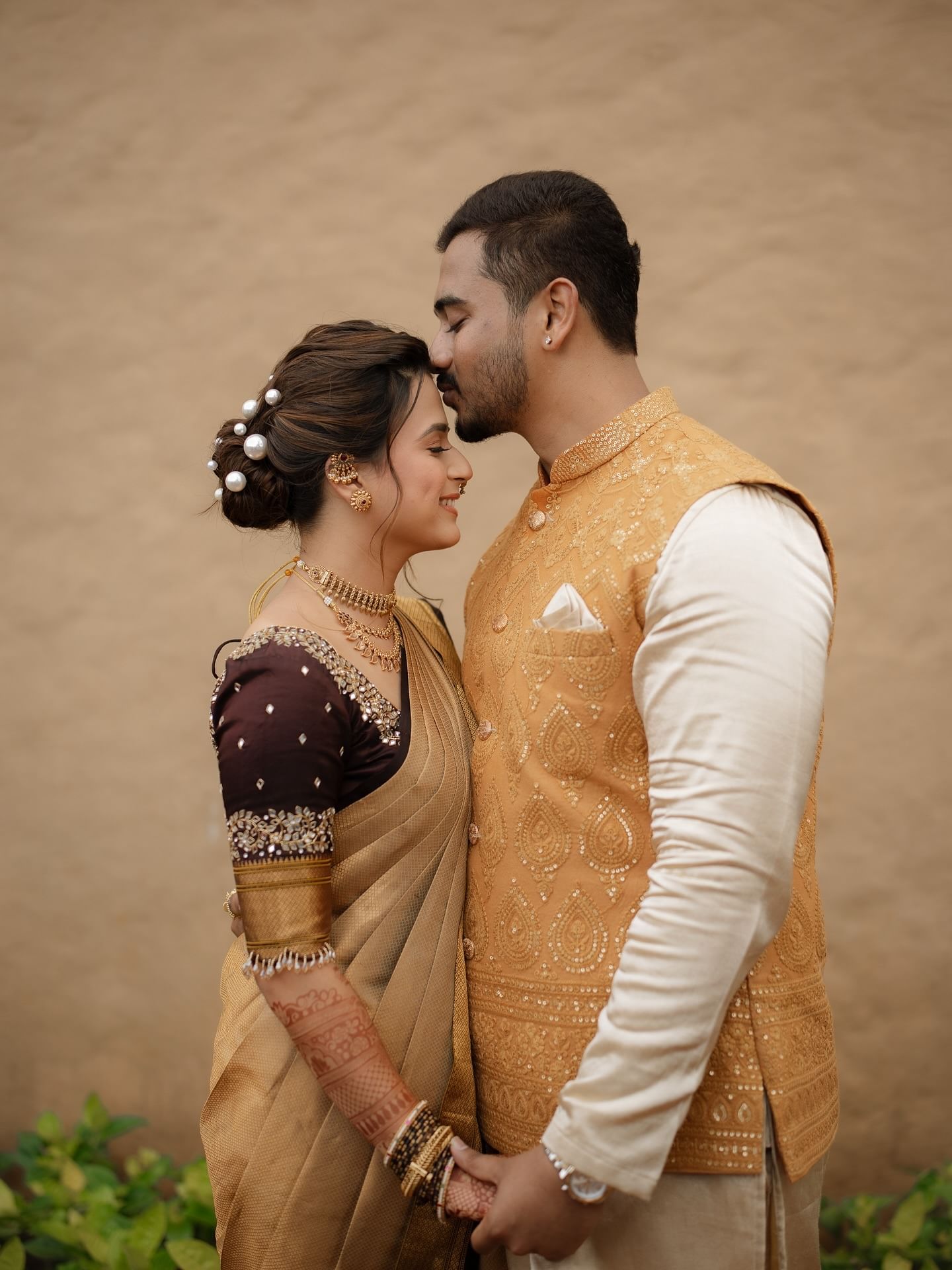 प्राजक्ताने काही दिवसांनंतर घरी बोलण्याचा निर्णय घेतला. कारण प्राजक्ताला कुटुंबीयांच्या संमतीन लग्न करायचे होते. त्यानंतर शंभूराज घरी गेला. त्याने बोलणी केली. दोघांच्याही घरातले तयार झाले.