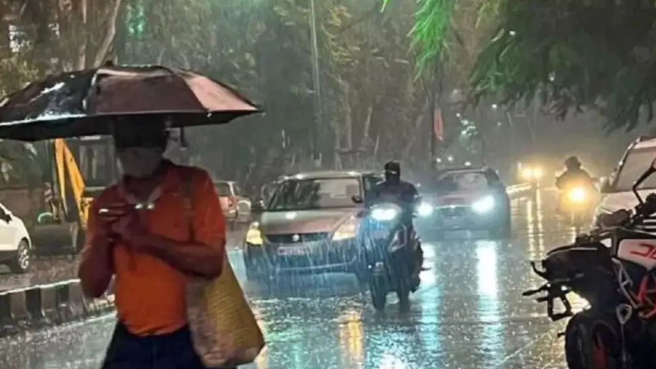 IMD Monsoon Forecast : पुढील 5 दिवस धोक्याचे, महाराष्ट्रावर दुहेरी संकट, हेल्पलाईन क्रमांक जारी