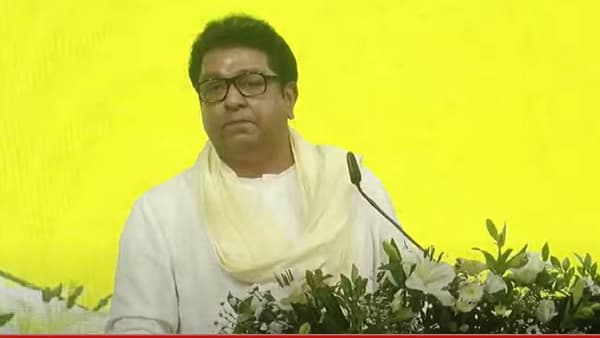 Raj Thackrey : कशाला ठेवता शिवाजी महाराजांचे पुतळे? फक्त डेकोरेशनसाठी?; राज ठाकरेंचा संतप्त सवाल