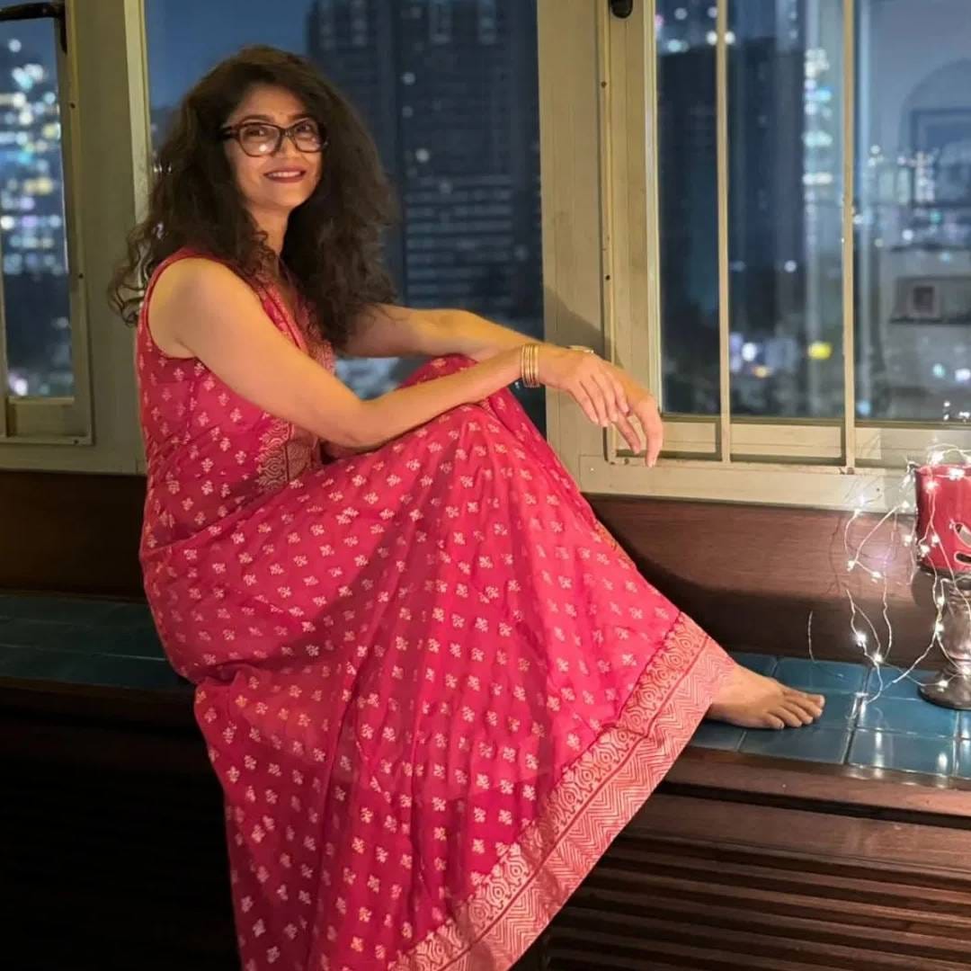 रतनने सीरियल शिवाय टीव्हीवर आपला स्वंयवर सुद्धा रचलेला. शेवटची रतन  संतोषी मां सीरियलमध्ये दिसलेली. 2020 मध्ये ही सीरियल टेलीकास्ट झालेली. 2018 मध्ये ही शूटिंग झालेली. 